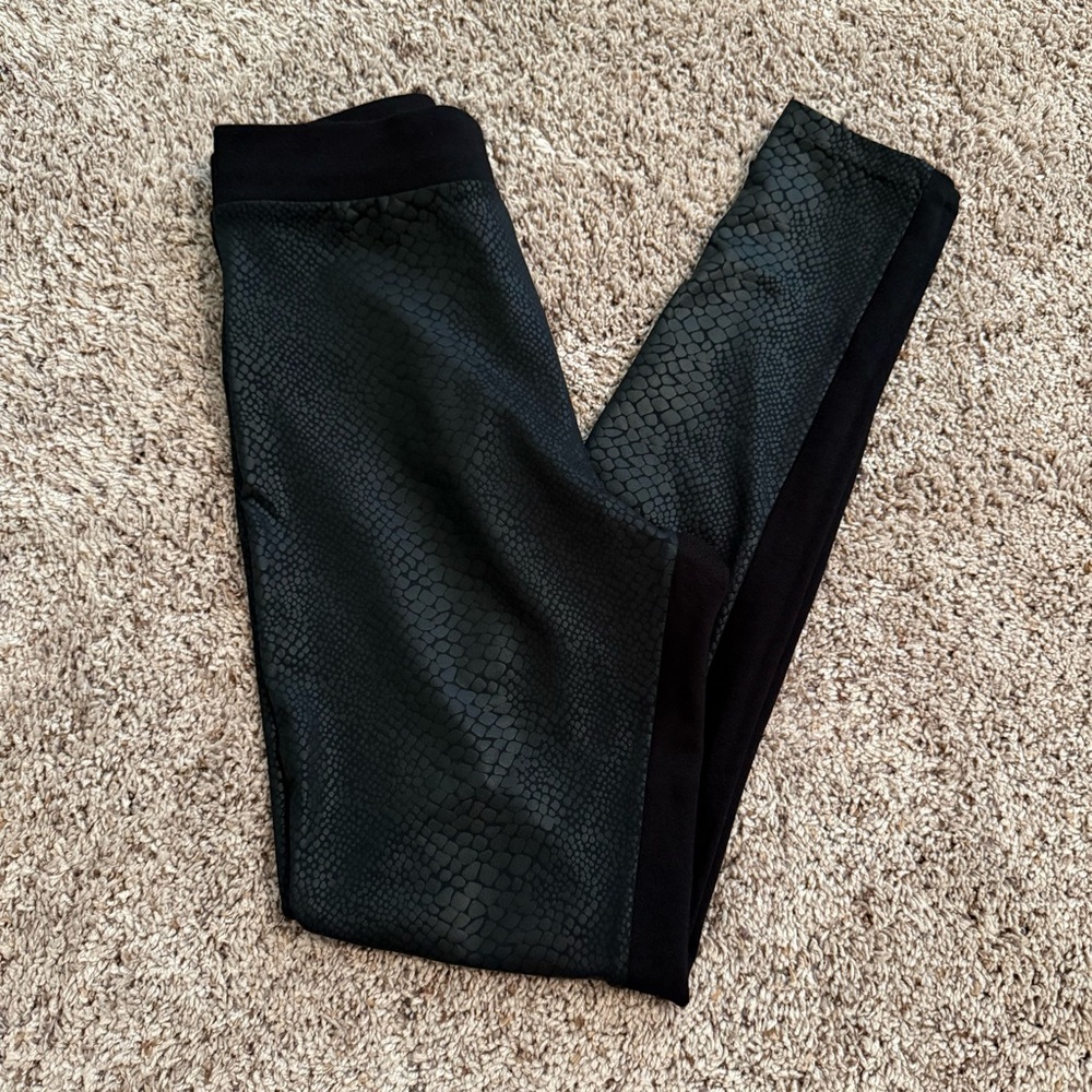 H&M Divided Black Leggings